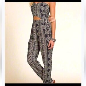HOLLISTER tribal tube jumpsuit with cut out, size Small